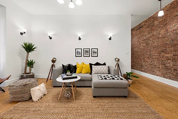 Sold by Compass | media 11