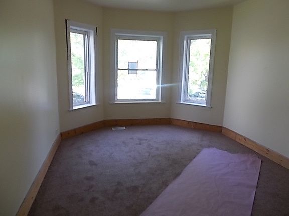 2nd image of 5526 S Bishop St #1