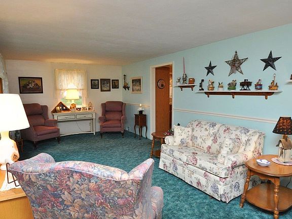 4th image of 146 Coleman Ave