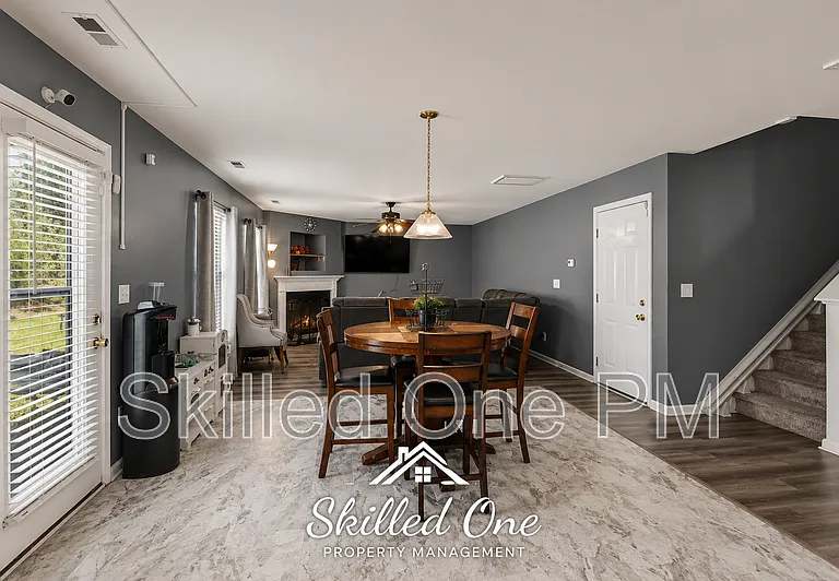 3914 Jack Pine Ct — Photo 5