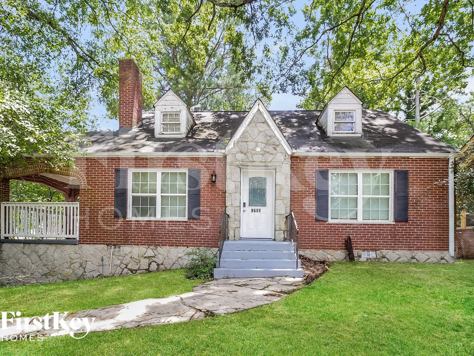 3 bed, 2.0 bath, 1555 sqft, $2,490 — Photo 1