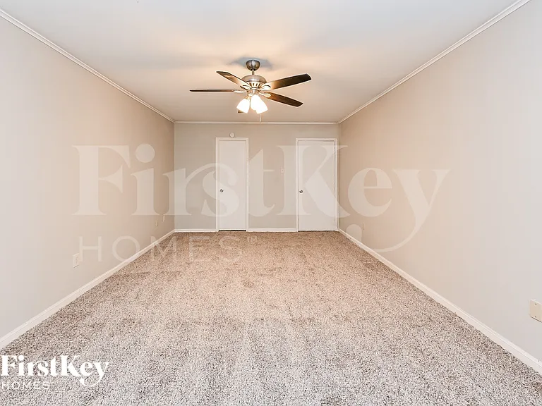 16911 Memorial Oaks Ln — Photo 8