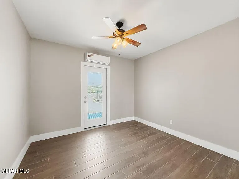 7107 Parkland Dr #2 — Photo 11