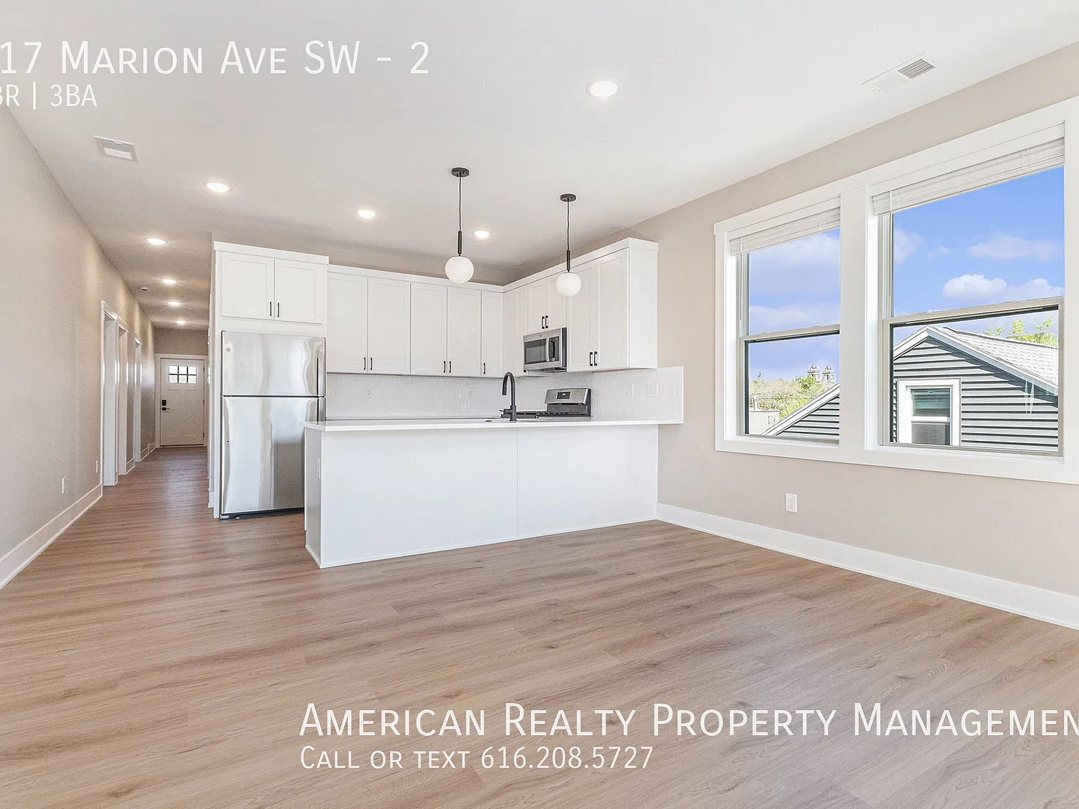 5 bed, 2300 sqft, $3,300 — Photo 2