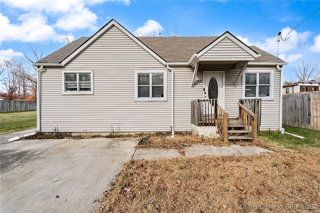 3941 Carver Street photo 1