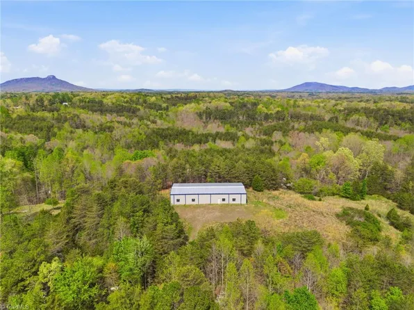 1355 Spainhour Mill Rd, Pinnacle, NC 27043