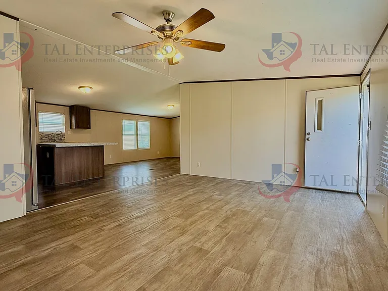 11045 Fumar Ln — Photo 3