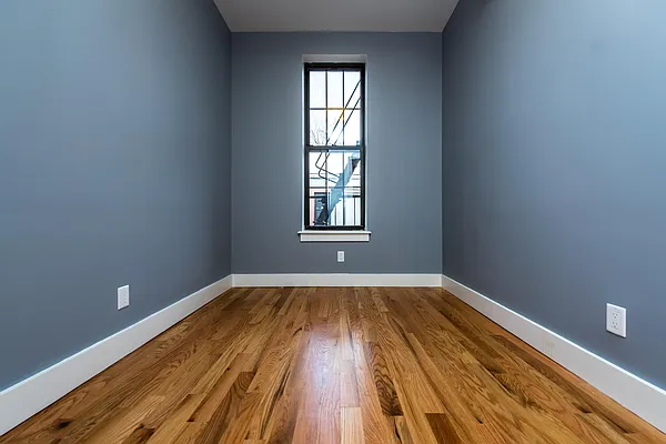 Rented by Nooklyn NYC LLC | media 32