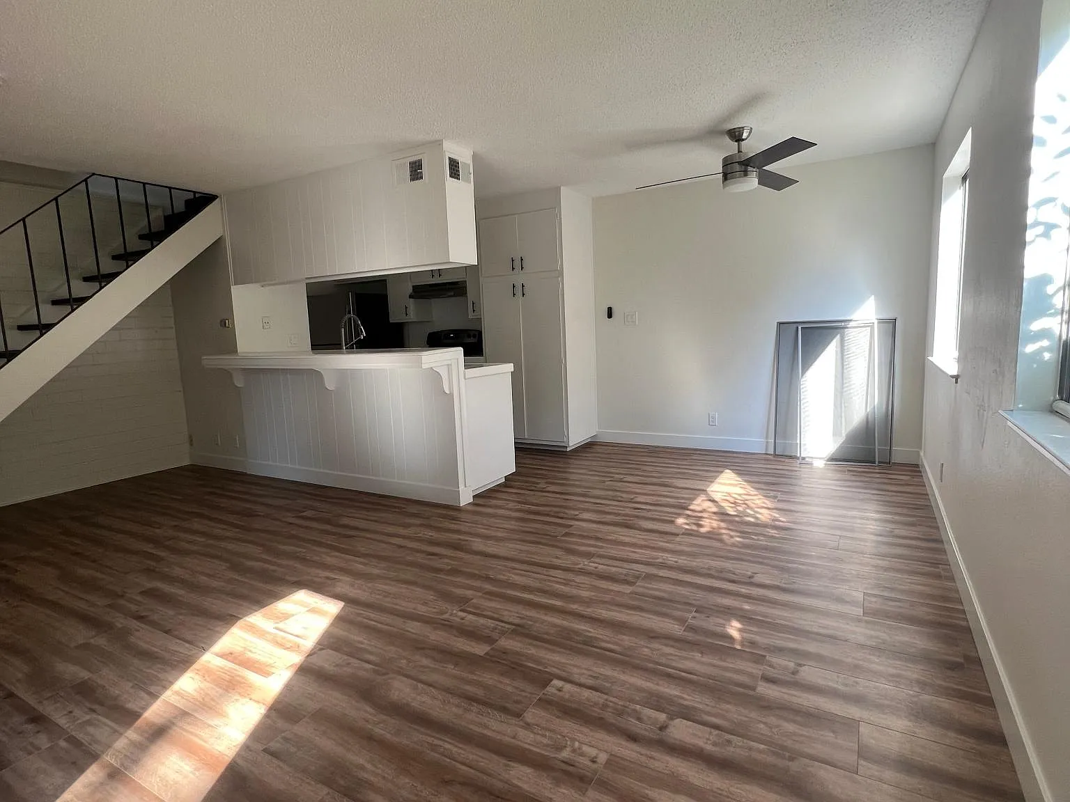 9067 Montoya St — Photo 2