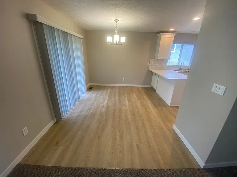 6926 N Old Fort Dr — Photo 14
