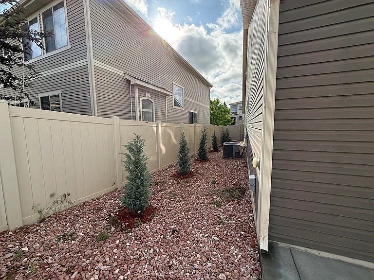 4910 Cathay Ct — Photo 8