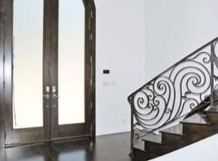 3530 Willowcrest Ave, Studio City, CA 91604