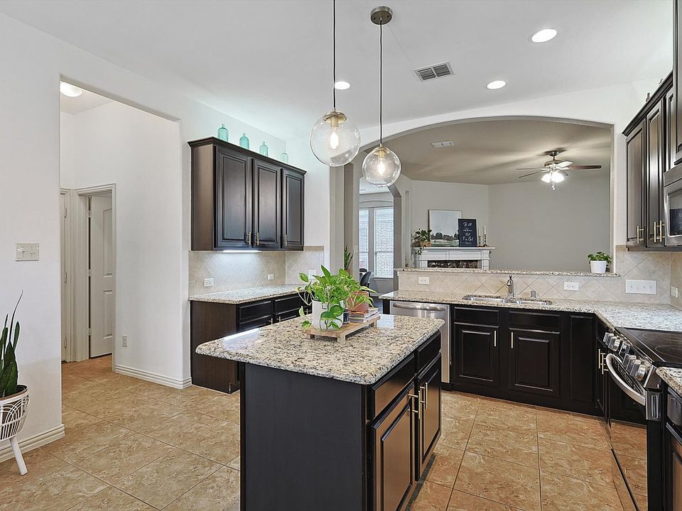 4532 Seventeen Lakes Ct, Roanoke, TX 76262 Zillow