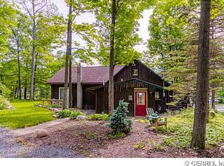 4493 Lake Dr, Canandaigua, NY 14424
