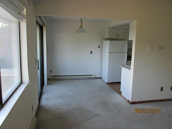4th image of 4810 S 187th Pl APT B305