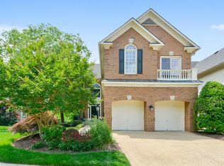 20273 Island View Ct, Sterling, VA 20165