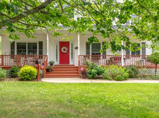 46 Montrose Ave, Babylon, NY 11702