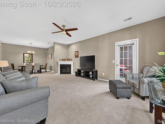 2nd image of 29876 Fox Run Cir