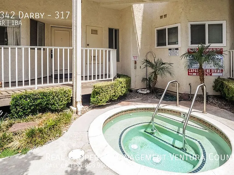 3342 Darby St #317 — Photo 2