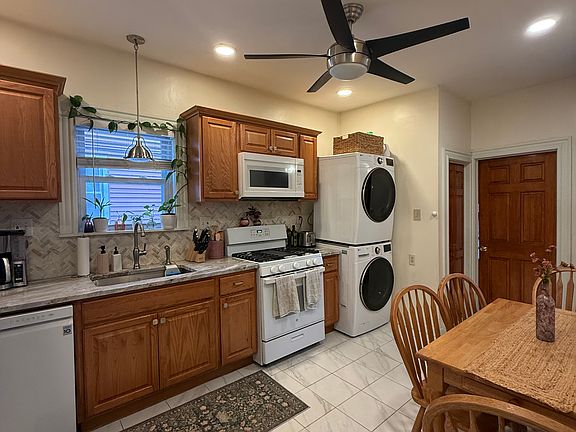 2nd image of 62 Trull St Unit 1
