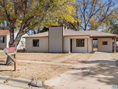 304 S James St, Carlsbad, NM, 88220