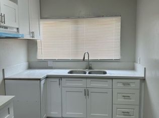230 E Ivy Ave APT 2, Inglewood, CA 90302