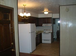 346 N 12th St APT 4, Weirton, WV 26062