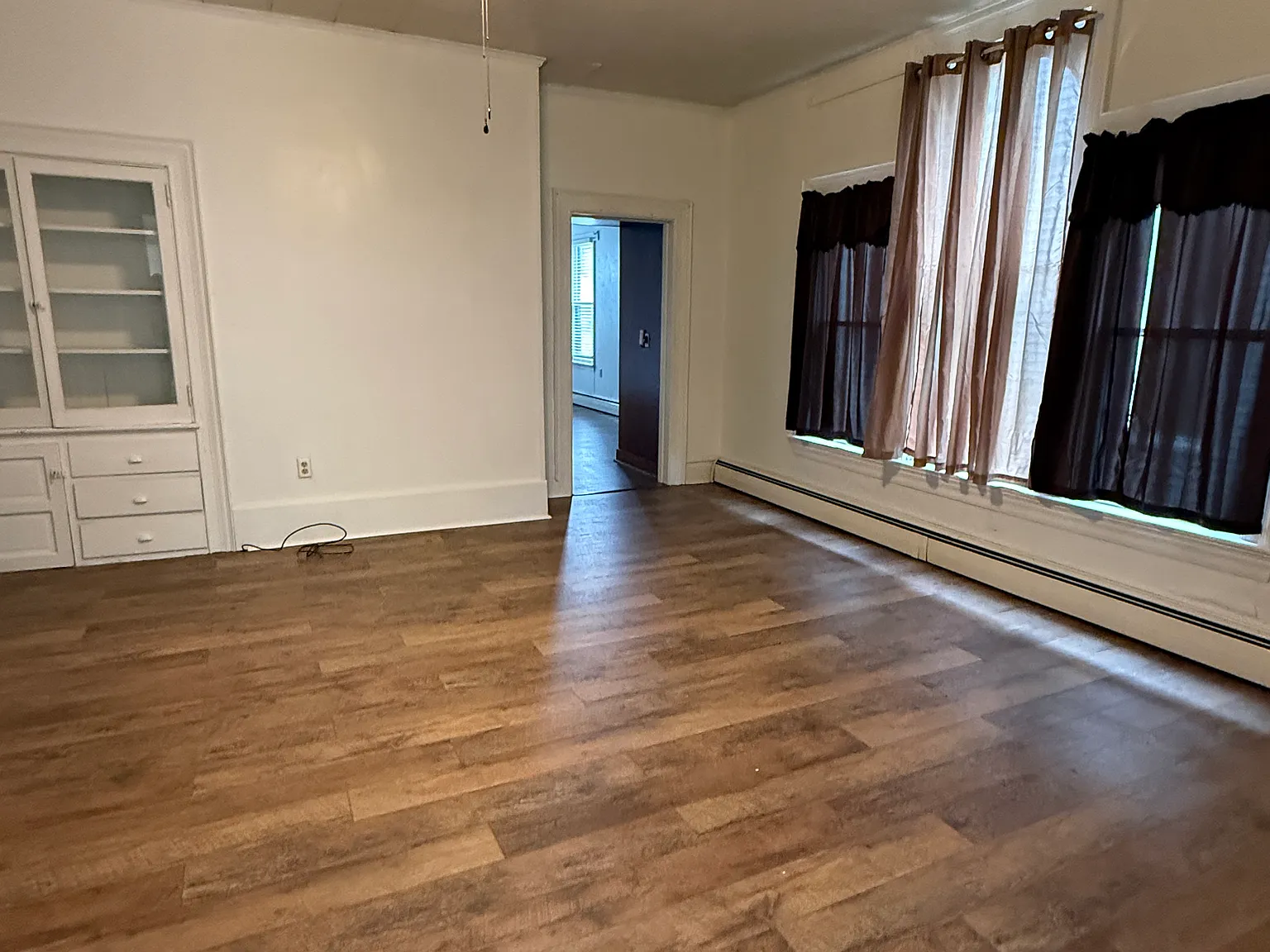 2 bed, $1,200 — Photo 3