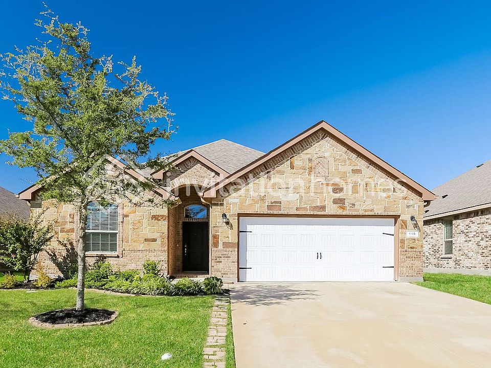 1st image of 119 Wagon Wheel Dr