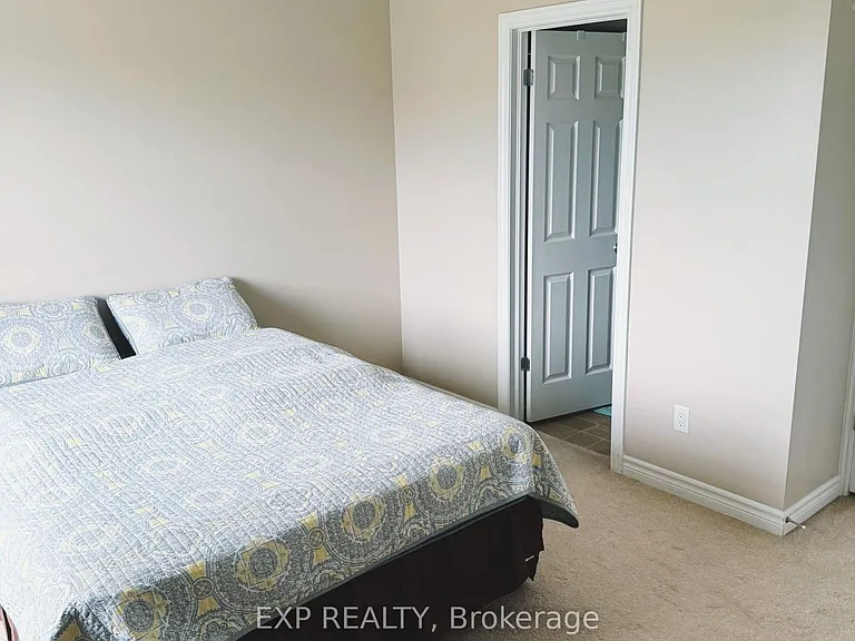 564 Chapman Mills Dr #B — Photo 9