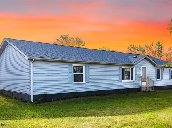 6988 Parks Ave NE, Alliance, OH 44601