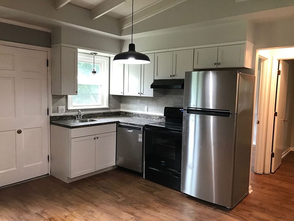 1st image of 959 Timberlake Dr APT 1