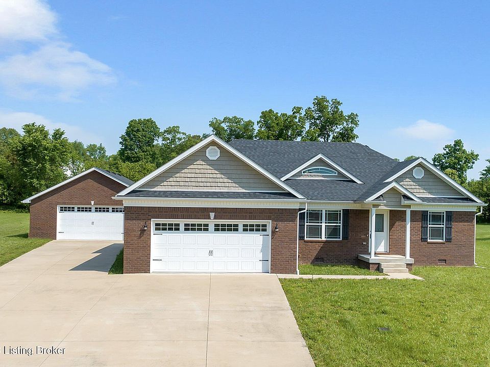 1st image of 104 Saddlebrook Dr