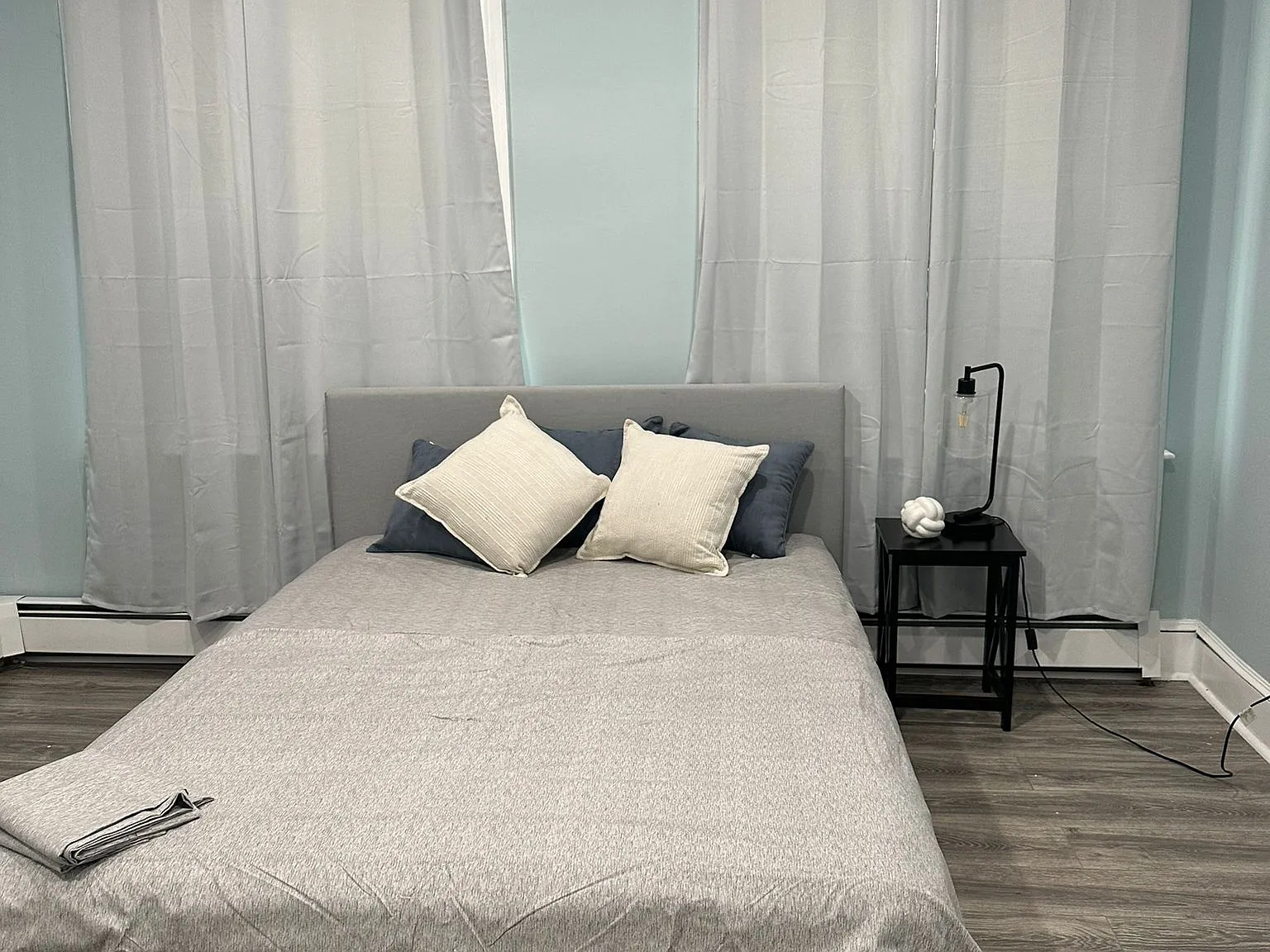 3 bed, 1300 sqft, $1,600 — Photo 3
