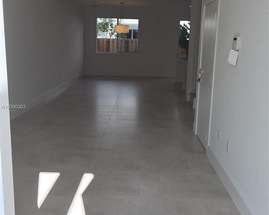 1st image of 10257 NW 72nd St #10257