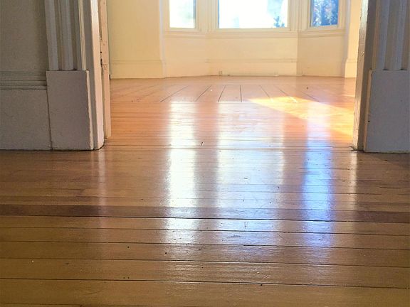 Doorway detail from living room to principle bedroom.