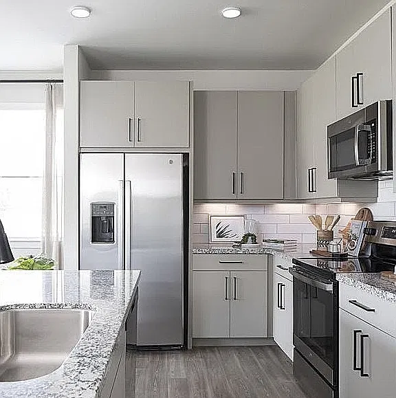 Apartment for Rent — Photo 3