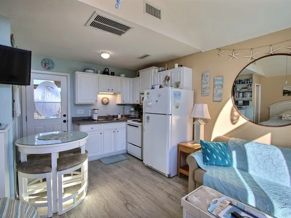 56821 N Carolina Hwy, Hatteras, NC