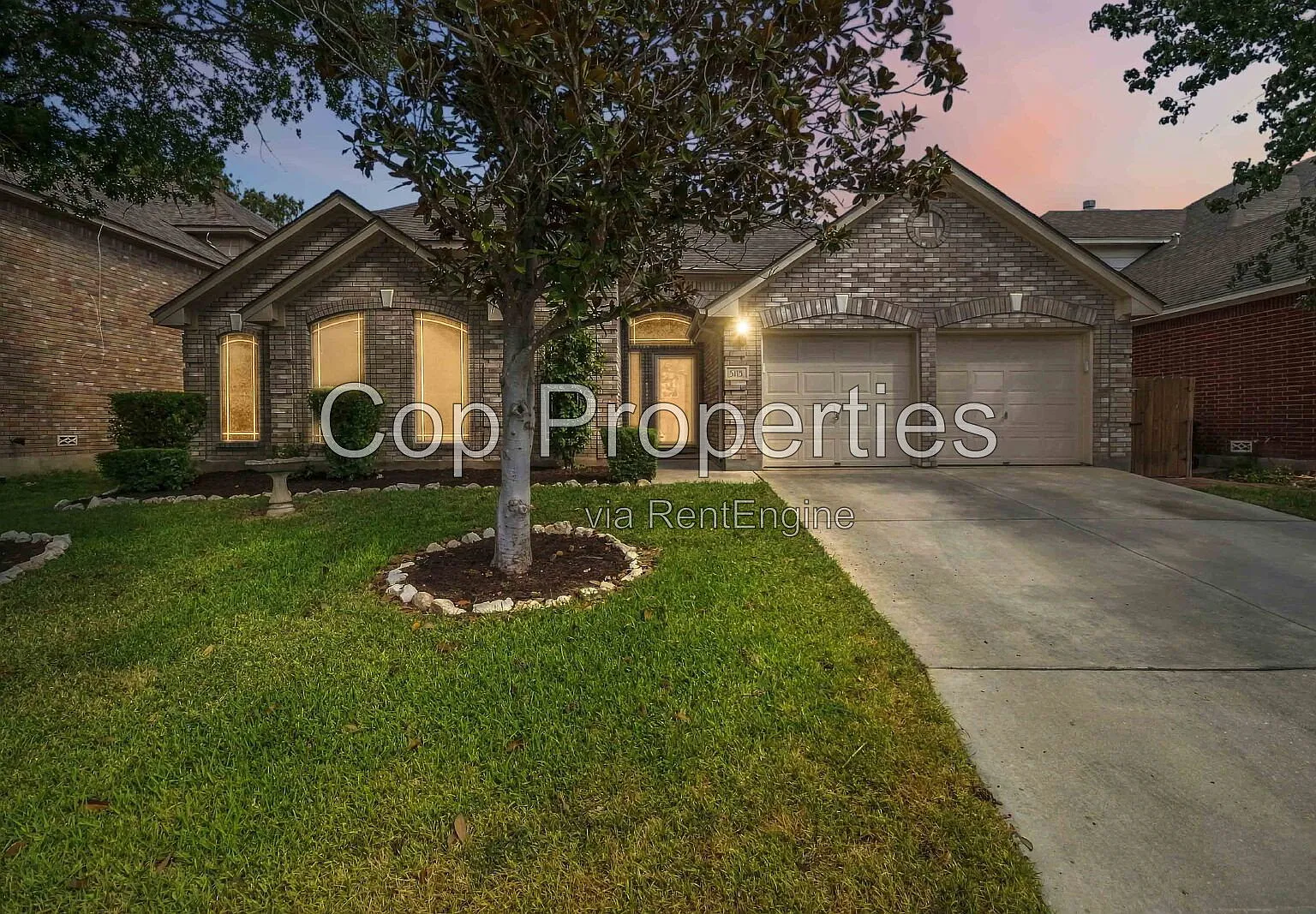 4 bed, 2.0 bath, $2,650 — Photo 1