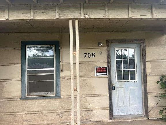 3rd image of 708 Northaven Dr