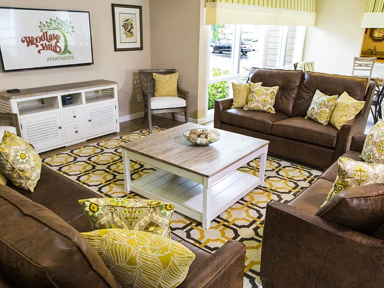 Woodlake Villas — Photo 35