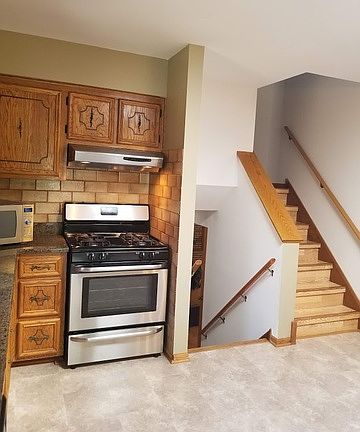 5th image of 9715 S Mansfield Ave