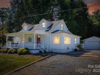 2330 Cedar Rock Cir, Lenoir, NC, 28645