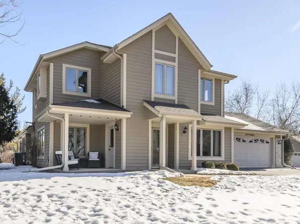 N24W24050 Brandon Oaks DRIVE #A, Pewaukee, WI 53072