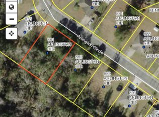 881 Arlington Cir, Quincy, FL 32351