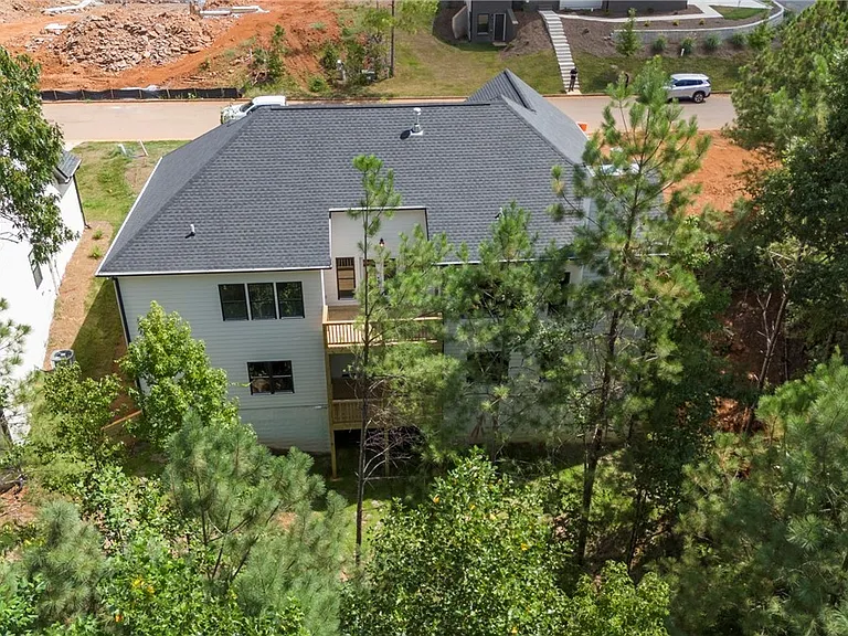 400 Ansley Dr — Photo 34