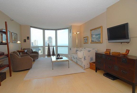 5th image of 195 N Harbor Dr APT 4309