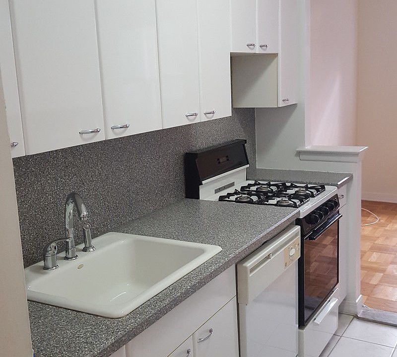 1st image of 86 W 12th St APT 1B