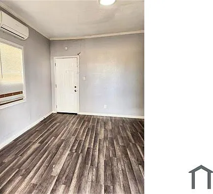 Studio, 400 sqft, $765 — Photo 2