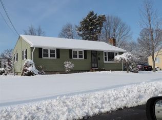 9 Riviera Dr, Enfield, CT 06082